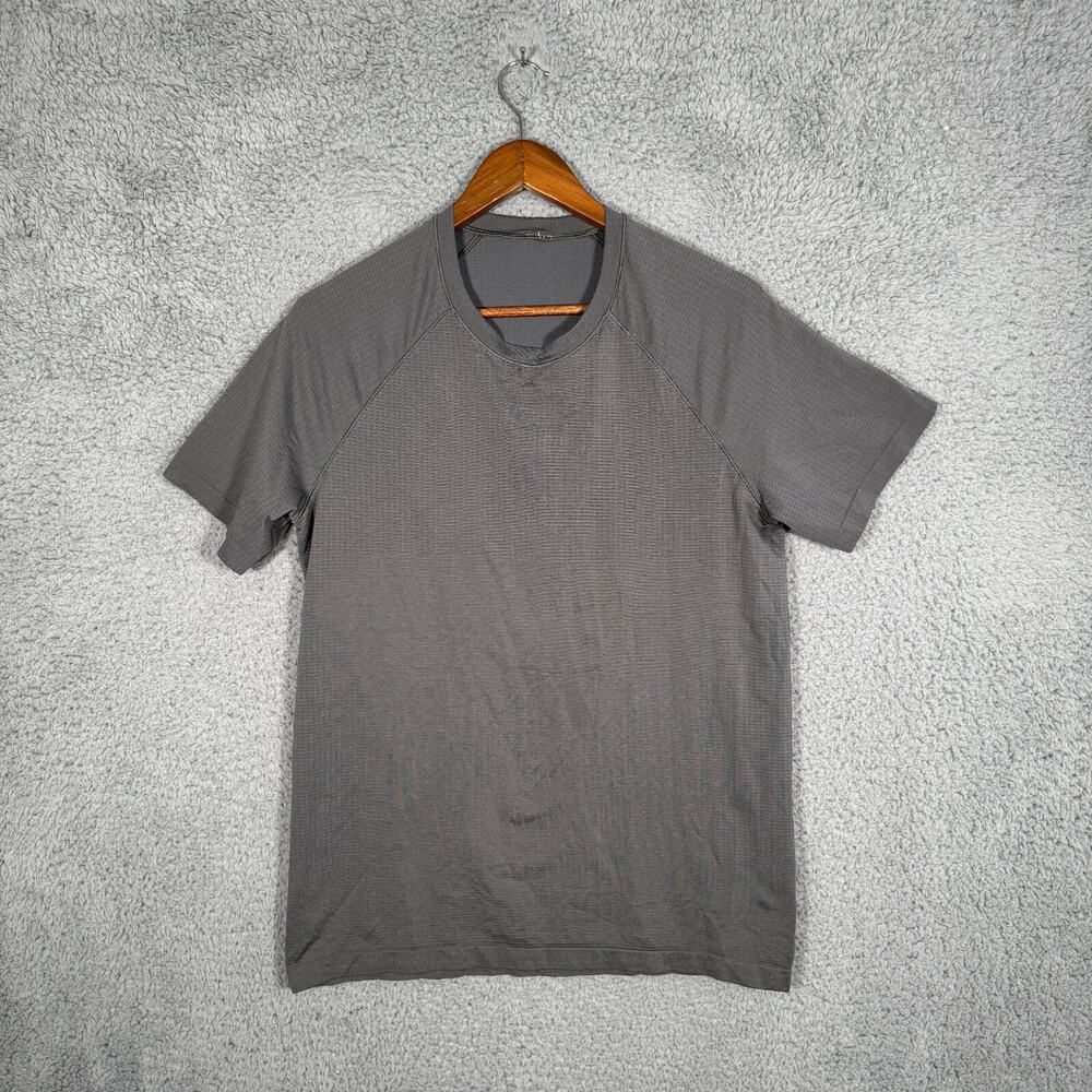 Green Lululemon Athletic Gym Short Sleeve Shirt T shirt Men's Medium